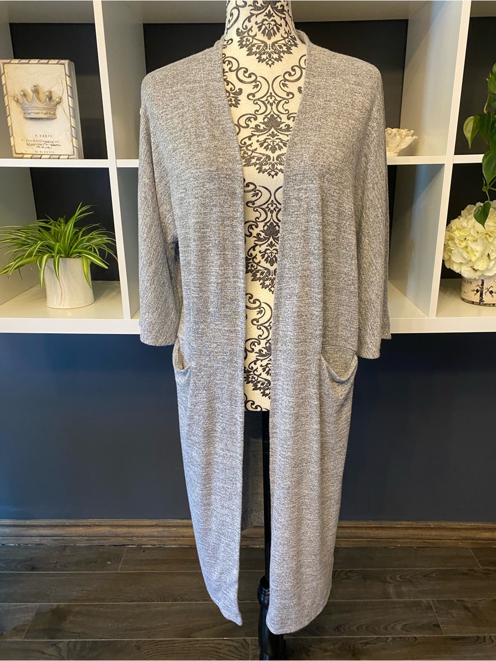 Aritzia Wilfred Ultra-Soft Light Grey Long Open-Front Pocket Cardigan Fits XS-S